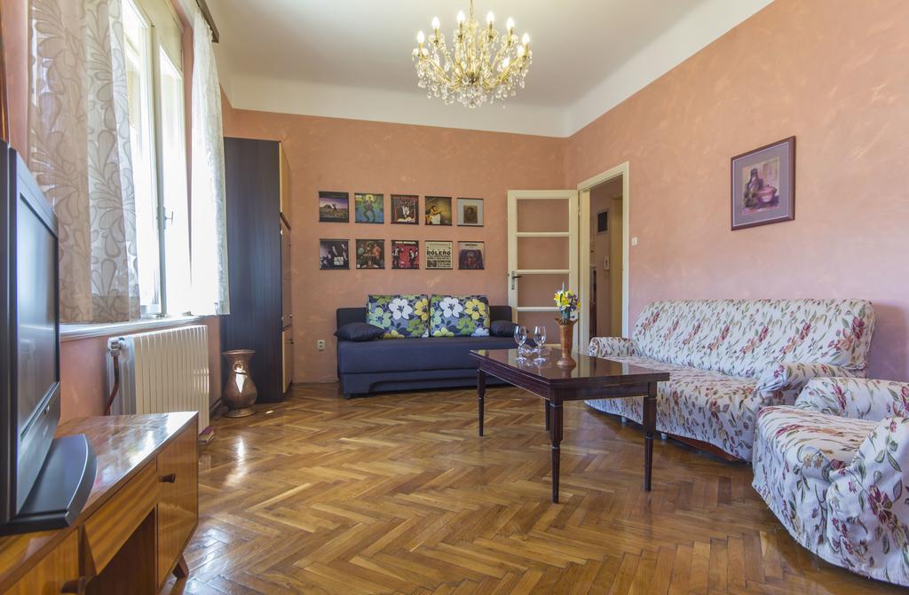 Spacious & Smart Center Apartment PUY Quarto foto